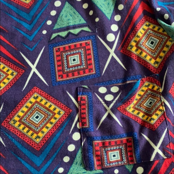 Gorgeous lularoe Carly - Picture 3 of 3